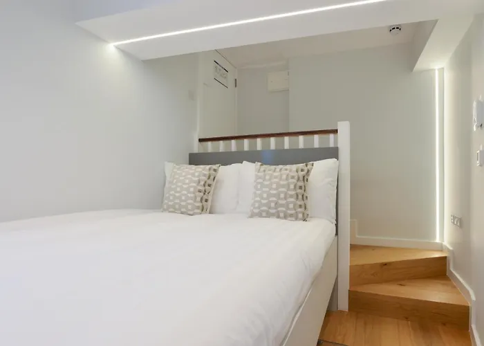 Cromwell Serviced Apartments By Stayprime